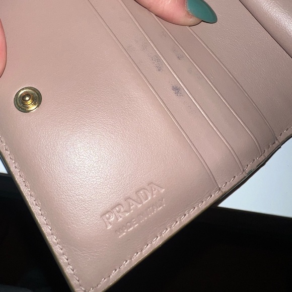 Prada wallet - Picture 7 of 8